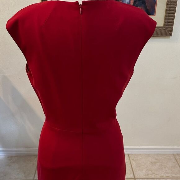 Tahari Elegant Red Cap Sleeve Dress Size 12 - Picture 9 of 10